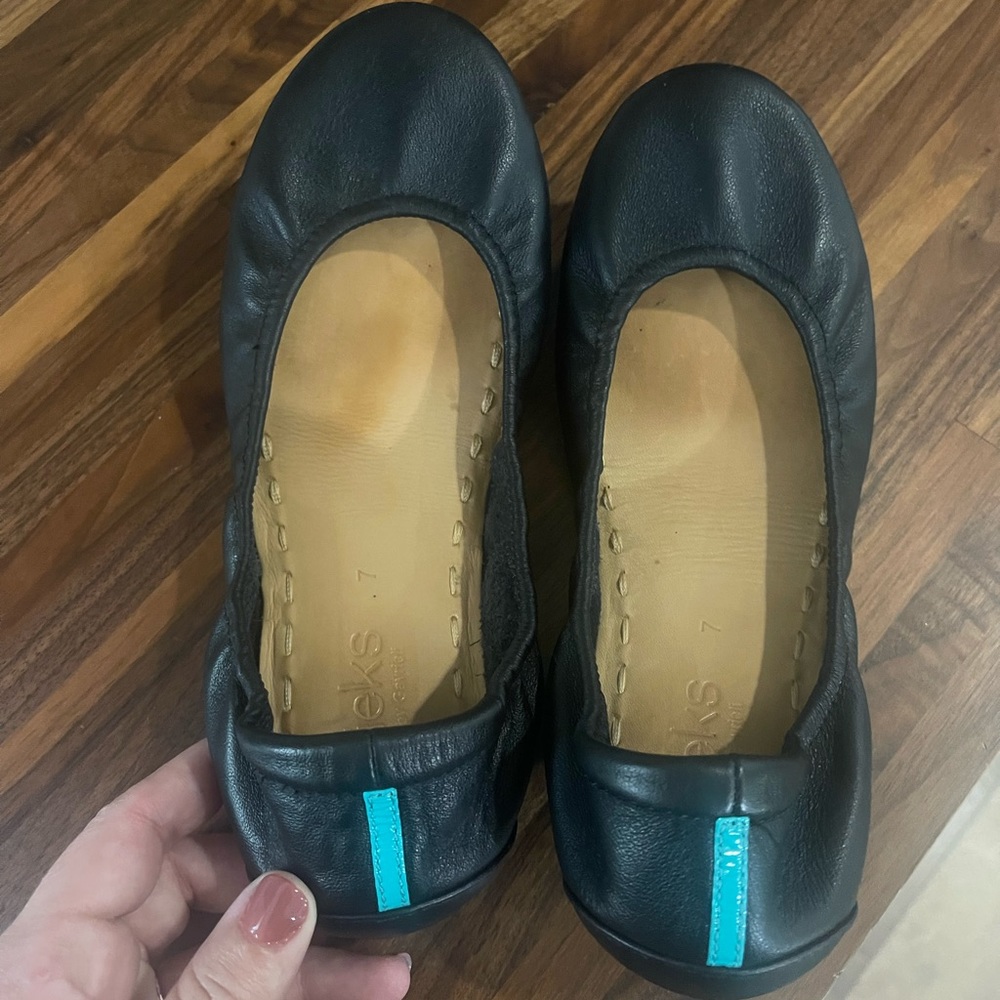 Size 7 Tieks
